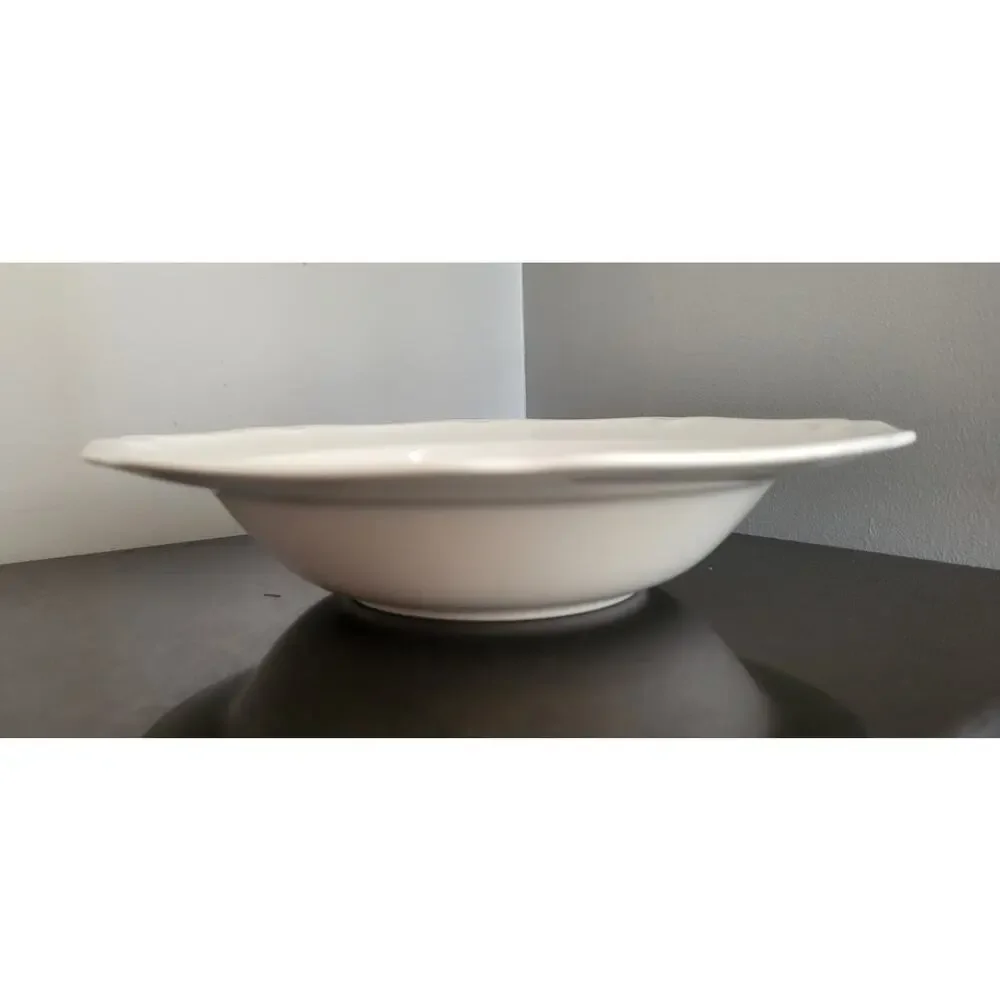 Mikasa Ultima + Super Strong Fine China HK 400 Antique White Vegetable Bowl
